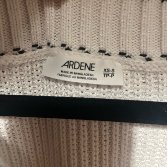 Ardene White Sleeveless Knit Top - Picture 2 of 5